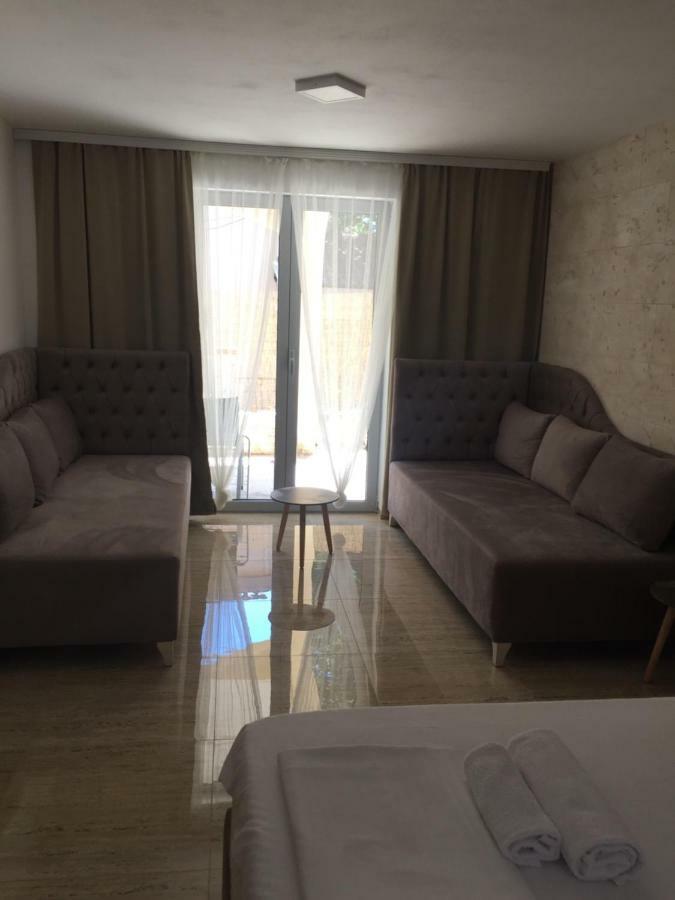 Soheds Apartman Budva Kültér fotó